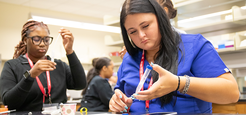 The Pat Capps Covey College of Allied Health Professions introduced the inaugural Healthcare Career Summer Camp on June 15 to 25 rising high school seniors from Mobile and Baldwin counties. 